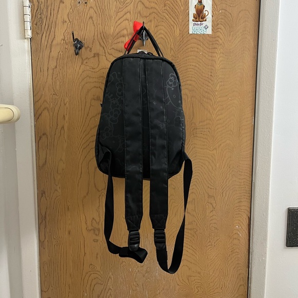 Hello Kitty Black Backpack - Picture 7 of 7